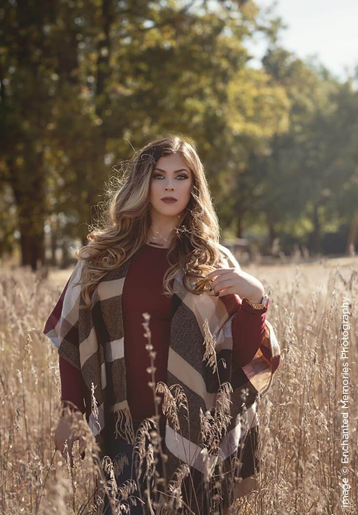 Shutter Magazine Inspirations | Senior Photography | Image by Enchanted Memories Photography