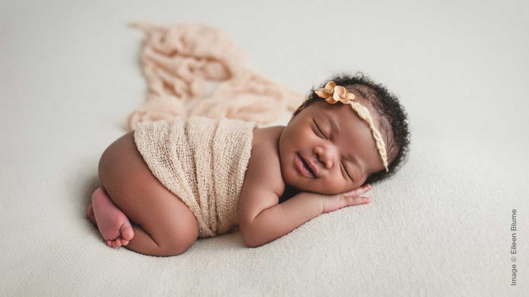 Read more about the article Studio Workflows for Smoother Newborn Sessions